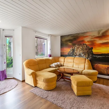 Ruhige Gartenwohnung In Dresden, Cleaning Included *